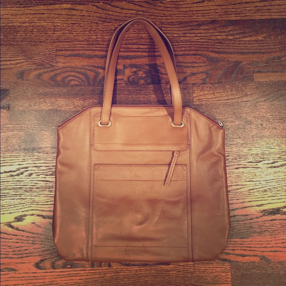 Brown leather Banana Republic tote